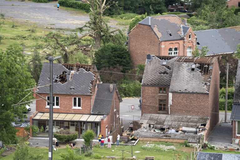 IN BEELD. Tornado veroorzaakt veel schade in Wallonië