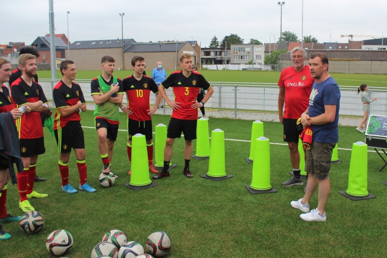 Nationaal Unified-team wint eerste wedstrijd tegen BV’s op veld van Racing Mechelen