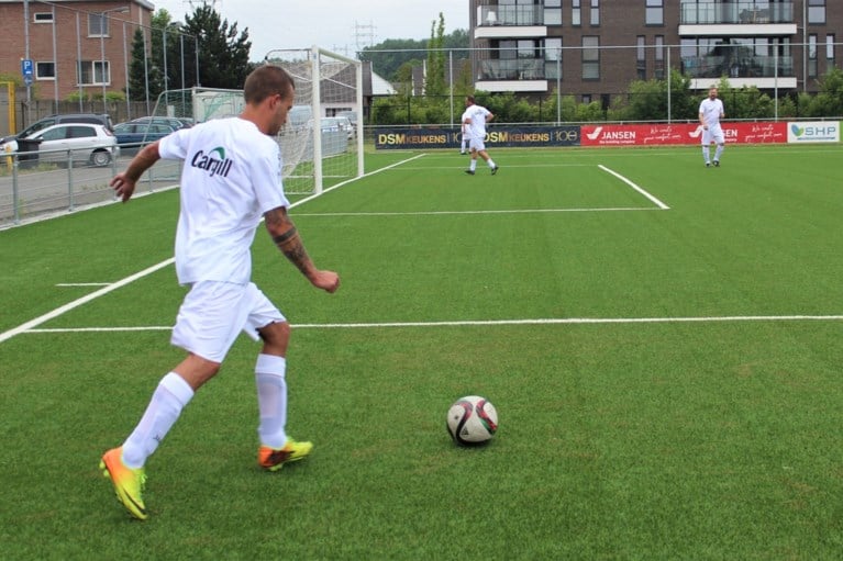 Nationaal Unified-team wint eerste wedstrijd tegen BV’s op veld van Racing Mechelen
