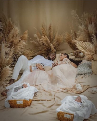 Usain Bolt kondigt geboorte van tweeling Thunder en Saint Leo aan met schattige familiefoto