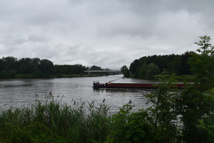 Lijk gevonden in Ringvaart: "Identiteit nog onbekend ...