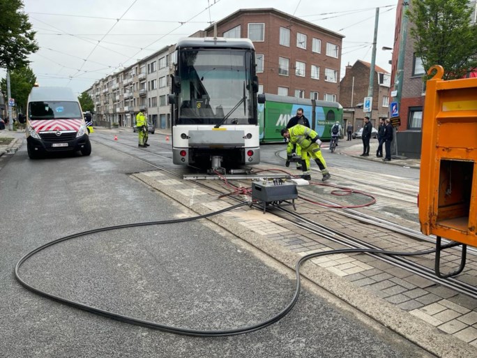 Verstoring tramverkeer in Hoboken door ontspoorde tram opgelost