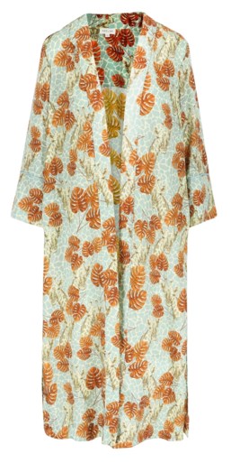 De cover-up met de kimono: zo verstop je je swimwear in stijl