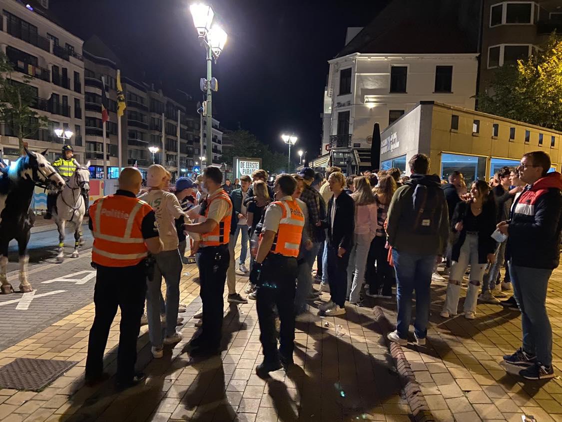 Politie wil overlast door Hollandse tieners deze week zo beperkt mogelijk  houden: “We willen weten wie hier is, hoe lang ze hier blijven en wat hun  plannen zijn” (Knokke-Heist) | Het Nieuwsblad