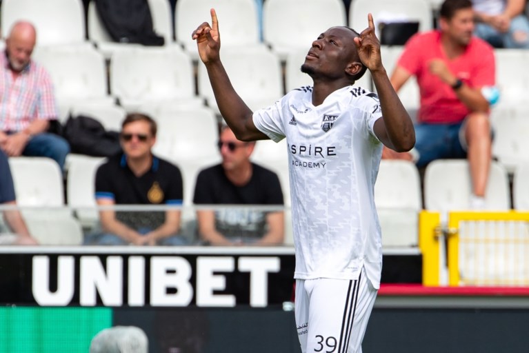 Club Brugge ontsnapt aan nederlaag tegen Eupen na een doelpunt in de 103e (!) minuut