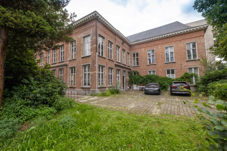 Faculteit én museum moeten weg uit kasteel Ieperman: “Zoektocht is bezig”