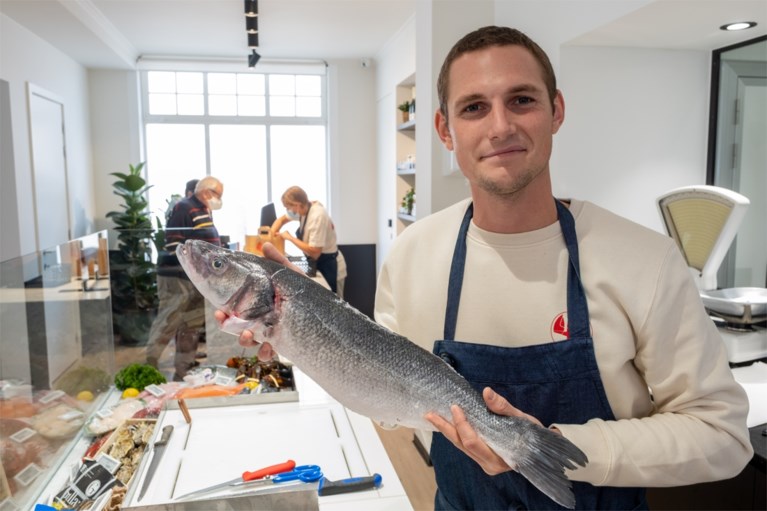 Beroemde Antwerpse viswinkel Van Bladel (her)opent in Hove: “Hopelijk komen alle klanten terug”