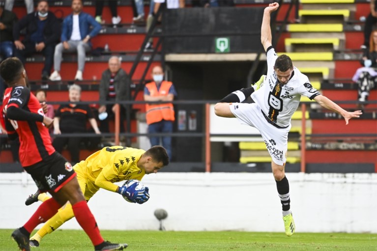 Onherkenbaar KV Mechelen onderuit tegen promovendus Seraing, trainer Wouter Vrancken ziedend: “Mechelen-onwaardig”