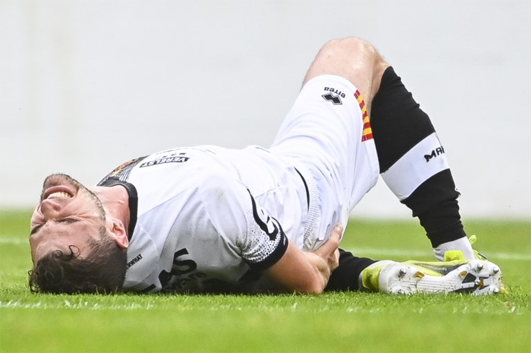Onherkenbaar KV Mechelen onderuit tegen promovendus Seraing, trainer Wouter Vrancken ziedend: “Mechelen-onwaardig”