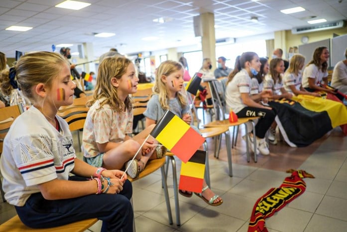 Tranen van geluk bij voormalige turnclub van Nina: "Hier ...