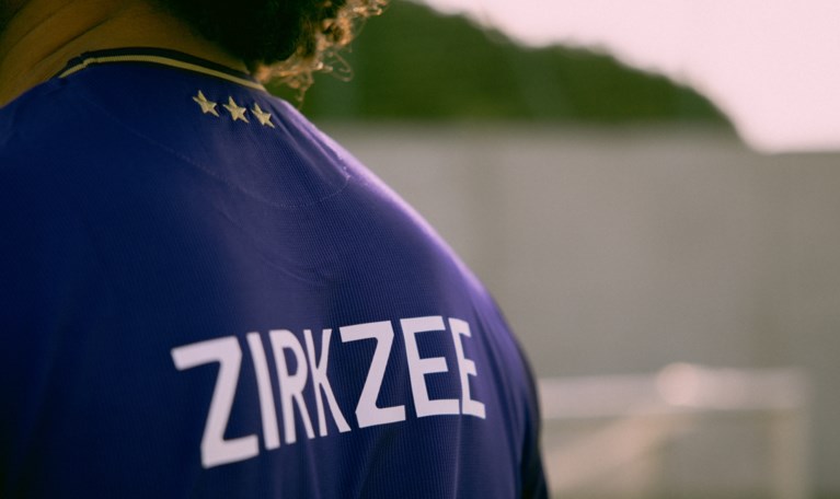 Anderlecht huurt Joshua Zirkzee van Bayern, Nederlander reist morgen meteen mee met paars-wit naar Albanië