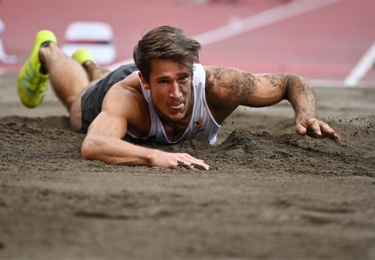 Drama voor Thomas Van der Plaetsen: tienkamper scheurt hamstring tijdens Spelen en is maanden out