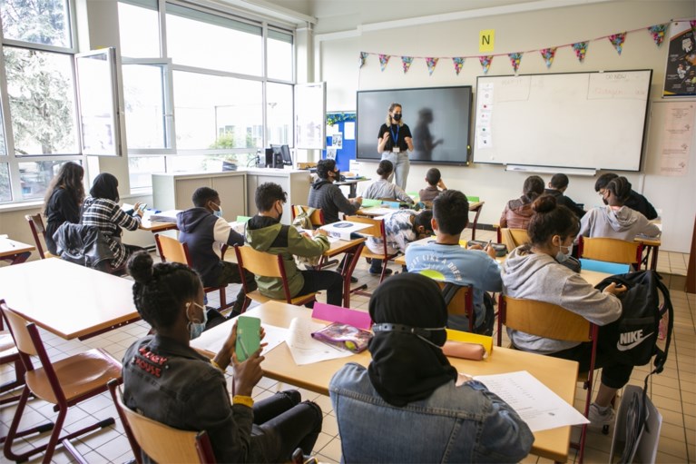 Teach for Belgium vormt leerkrachten-in-spe om kansarme leerlingen te ondersteunen