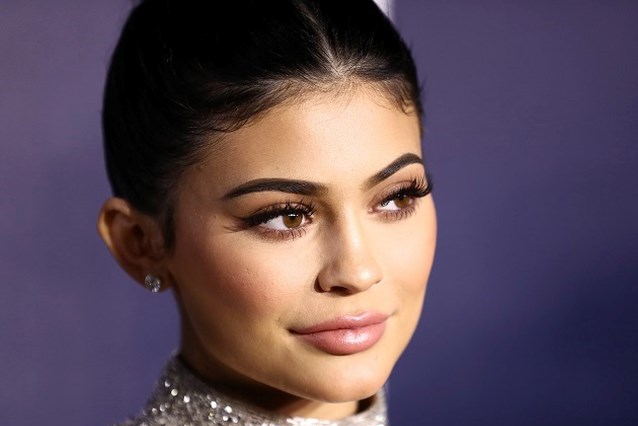 Kylie Jenner’s makeup routine lasts 3.5 hours… a day:…