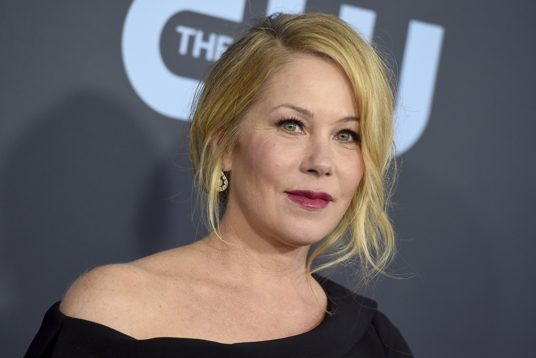 Actress Christina Applegate suffers from MS: “It’s a tough road, ma…