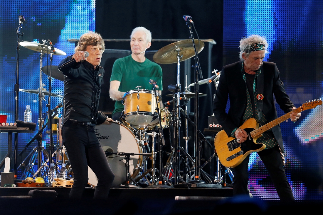 The Rolling Stones continue tour after drummer Cha…