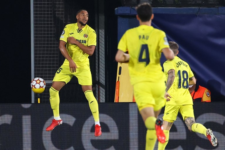 CHAMPIONS LEAGUE. Man United gaat ondanks goal Ronaldo pijnlijk onderuit, Wolfsburg-Belgen slepen gelijkspel uit de brand