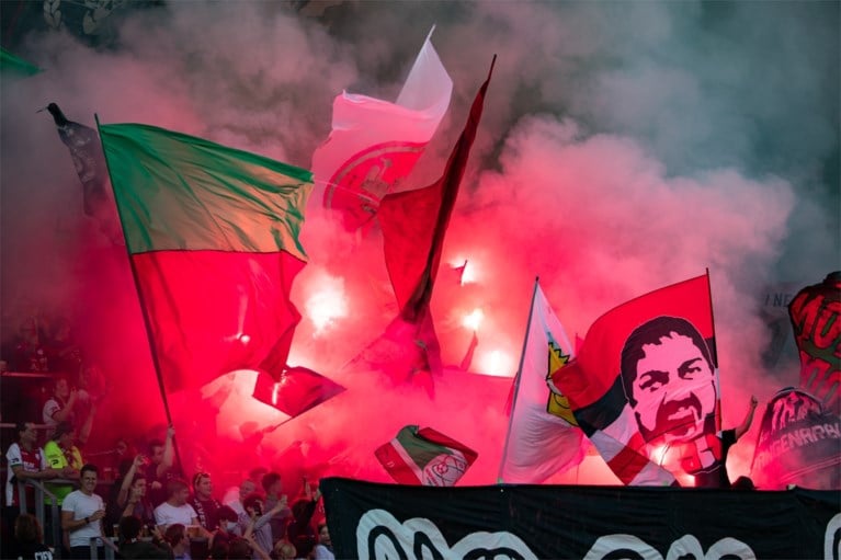 Wat een ommekeer! Zulte Waregem sleept in zinderend slot nog gelijkspel uit de brand in West-Vlaamse derby tegen KV Kortrijk