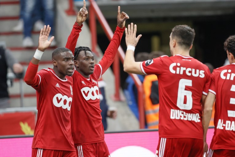 Debuut in mineur voor Luka Elsner: Standard geeft tegen OH Leuven 0-2 bonus weg na tien (!) minuten blessuretijd