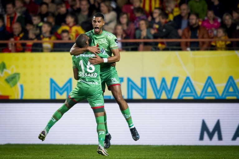 KV Mechelen en Zulte Waregem delen punten na spectaculair openingskwartier met vier doelpunten