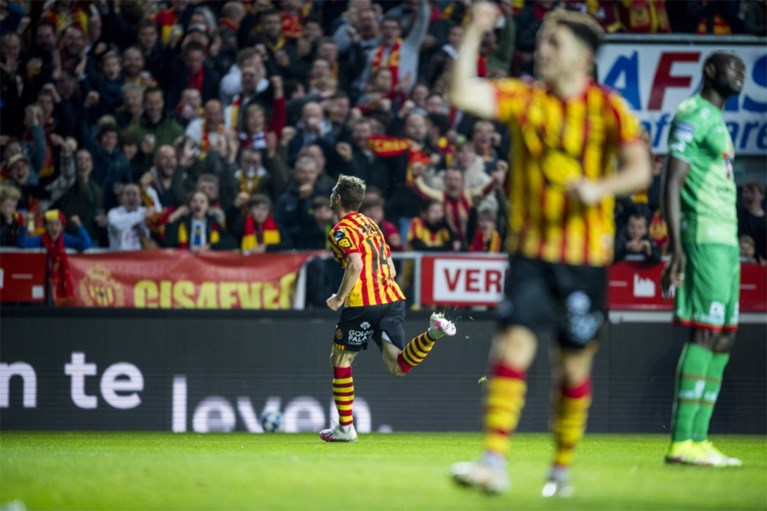 KV Mechelen en Zulte Waregem delen punten na spectaculair openingskwartier met vier doelpunten