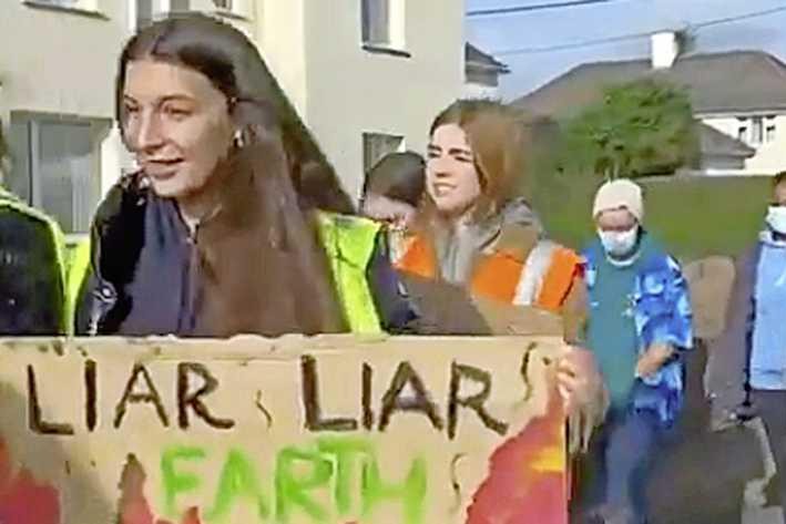 Dutch princess joins in climate march