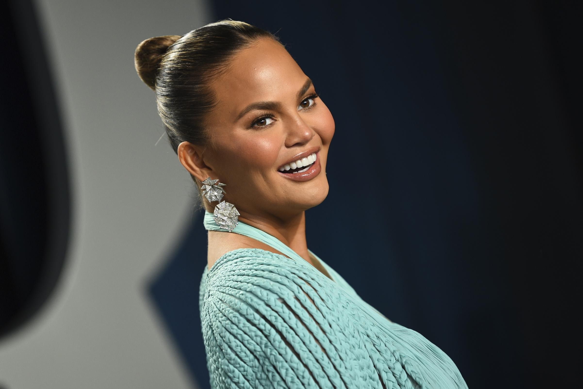 Chrissy Teigen undergoes eyebrow transplant: how does …