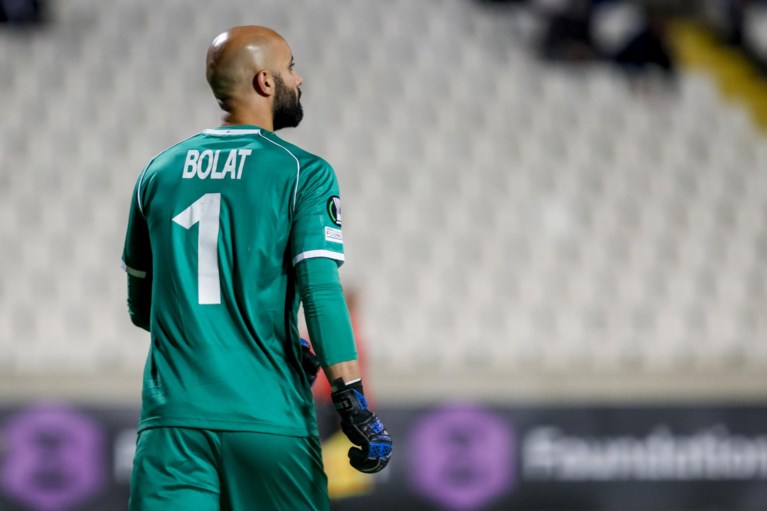 Domper op de feestvreugde: Buffalo’s mogen naar achtste finales, maar bankzitters gaan kopje onder in Cyprus na wereldgoal