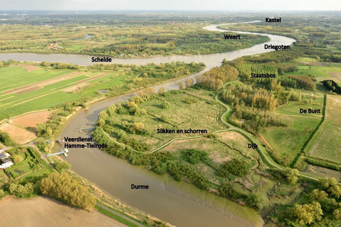 Sluizen Die Van Natuurdomein Een Overstromingsgebied Maken, Zijn Bijna ...