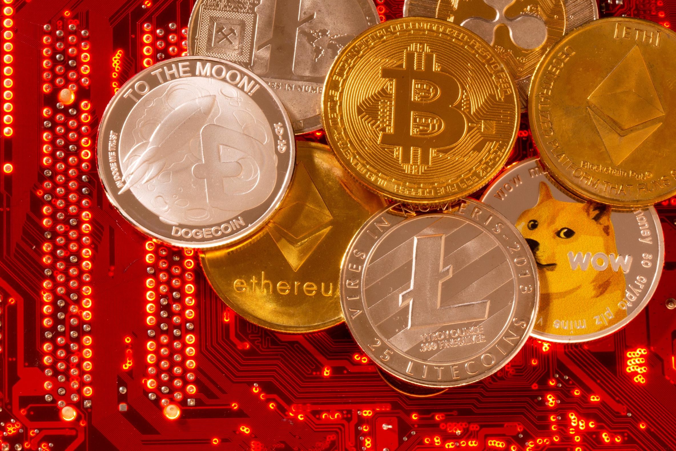 Bitcoin and other cryptocurrencies crash: drop to dozens of…