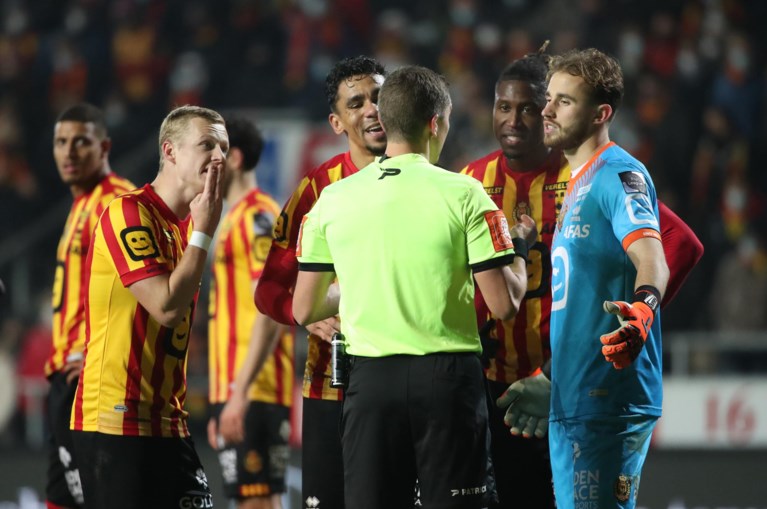 Racing Genk kan ook tegen tien man van KV Mechelen niet winnen