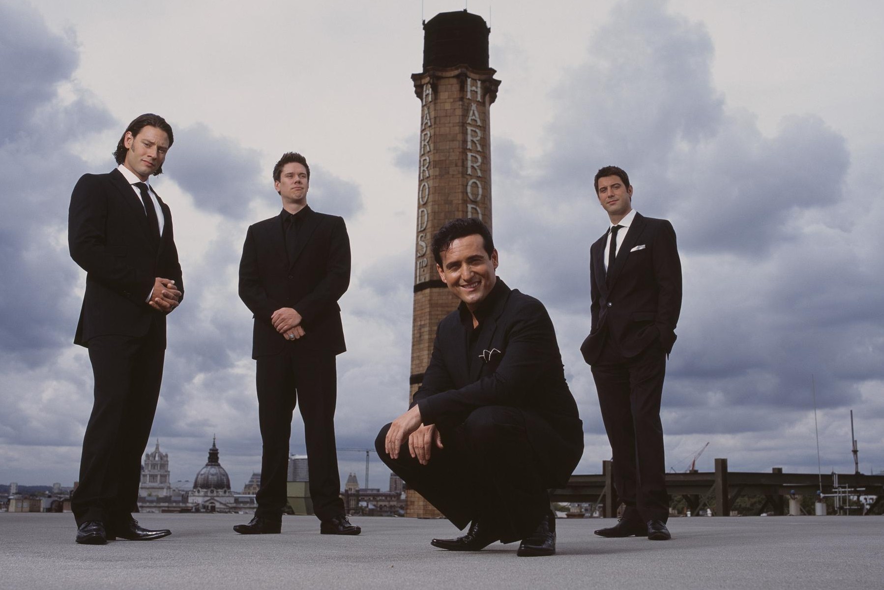 Singer of popular band Il Divo put in an artificial coma