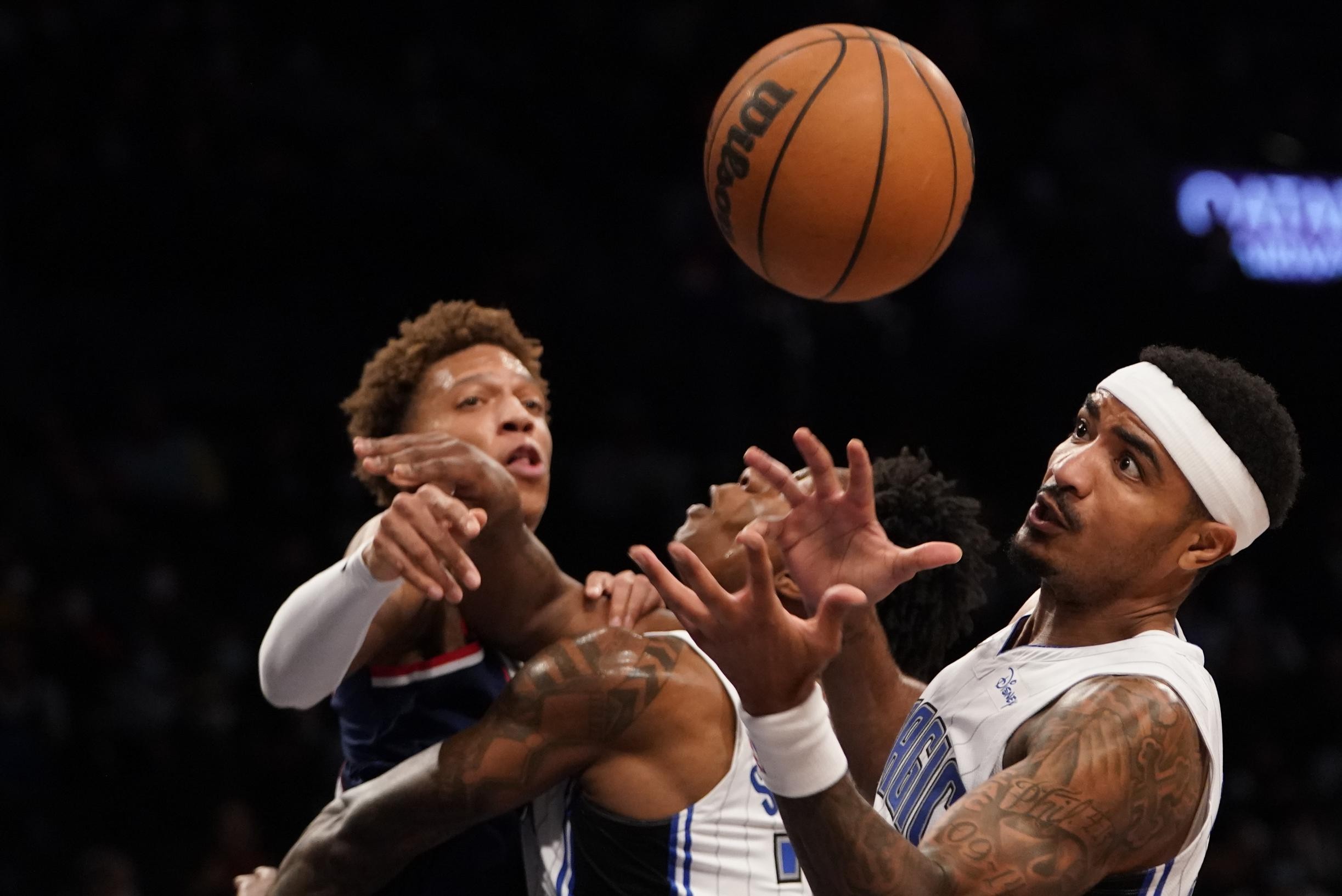 NBA-leiders Brooklyn Nets en Golden State Warriors laten zonder hun sterren een steek vallen