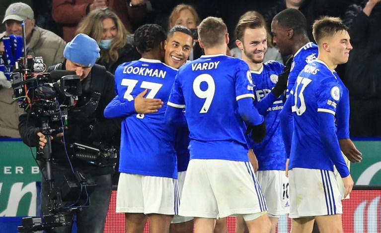 Leicester, met titularis Castagne en invaller Tielemans, smeert Liverpool tweede nederlaag van het seizoen aan