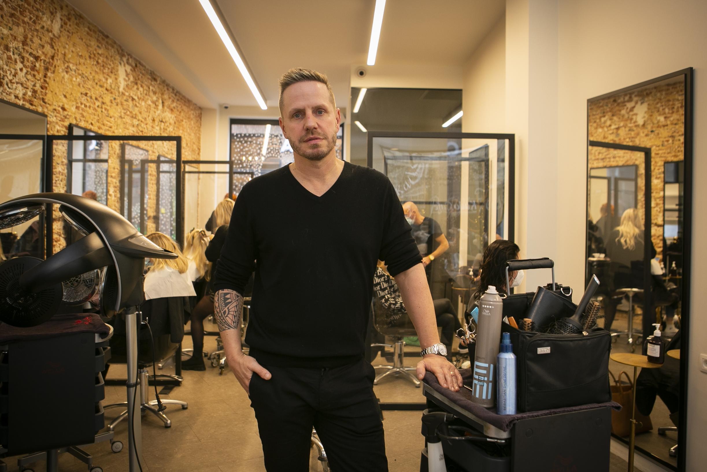 The Dutch are now also flooding our hairdressers and beauty salons: “I am about to ask every Dutch person for an advance” (Antwerp)