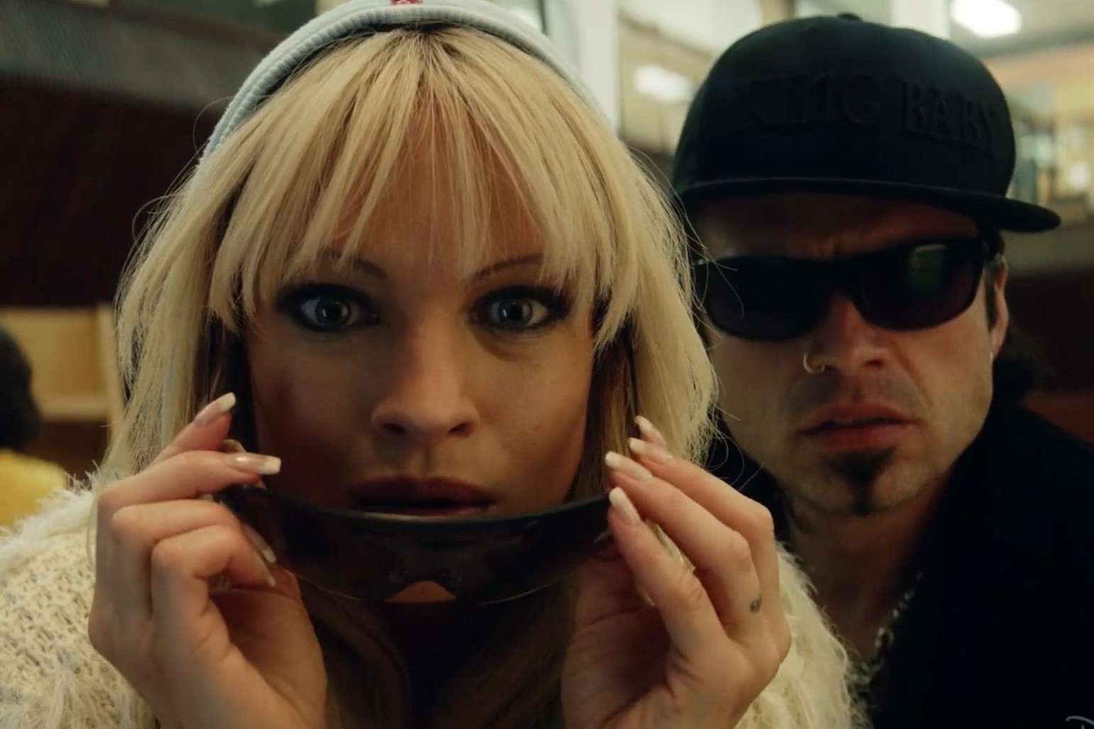 Infamous sex tape of Pamela Anderson and Tommy Lee can be seen immediately in trailer of series about their relationship