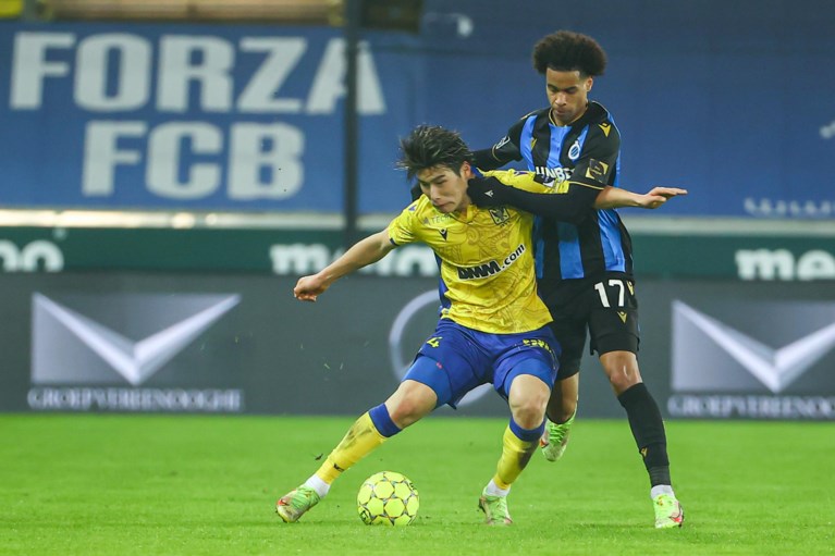 Club Brugge pakt eerste zege onder Schreuder op cruise control tegen STVV (2-0), De Ketelaere spoelt ontgoocheling door met goal
