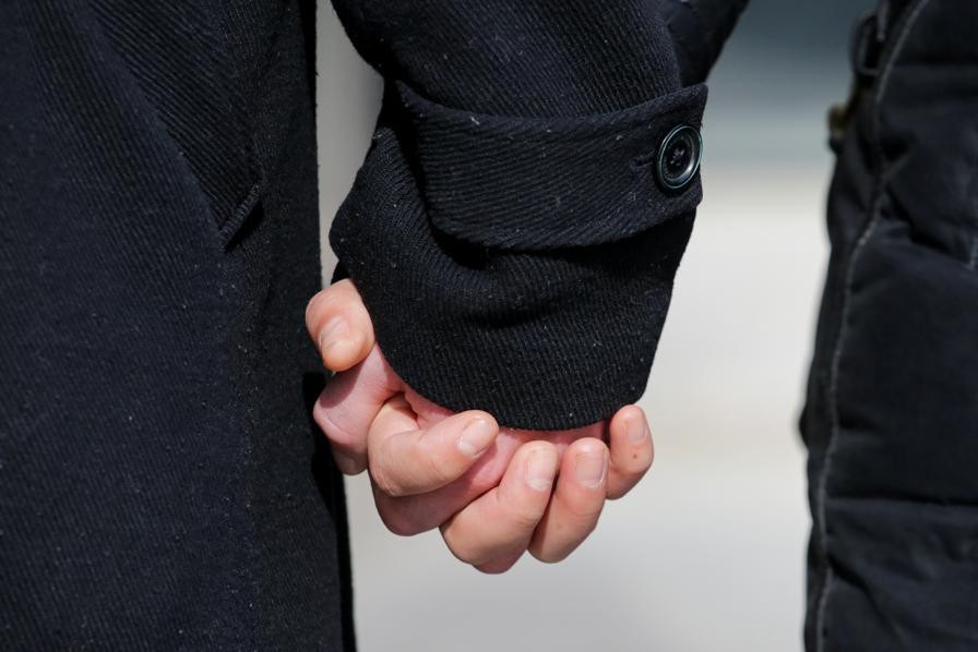Politie pakt hoofdverdachte homofoob geweld aan Kunstberg op