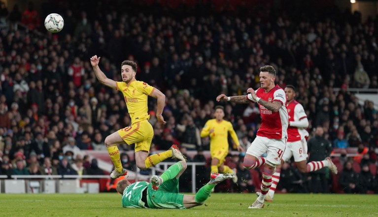 Liverpool klopt Arsenal en staat in finale EFL Cup, Sambi Lokonga maakt 90 minuten vol