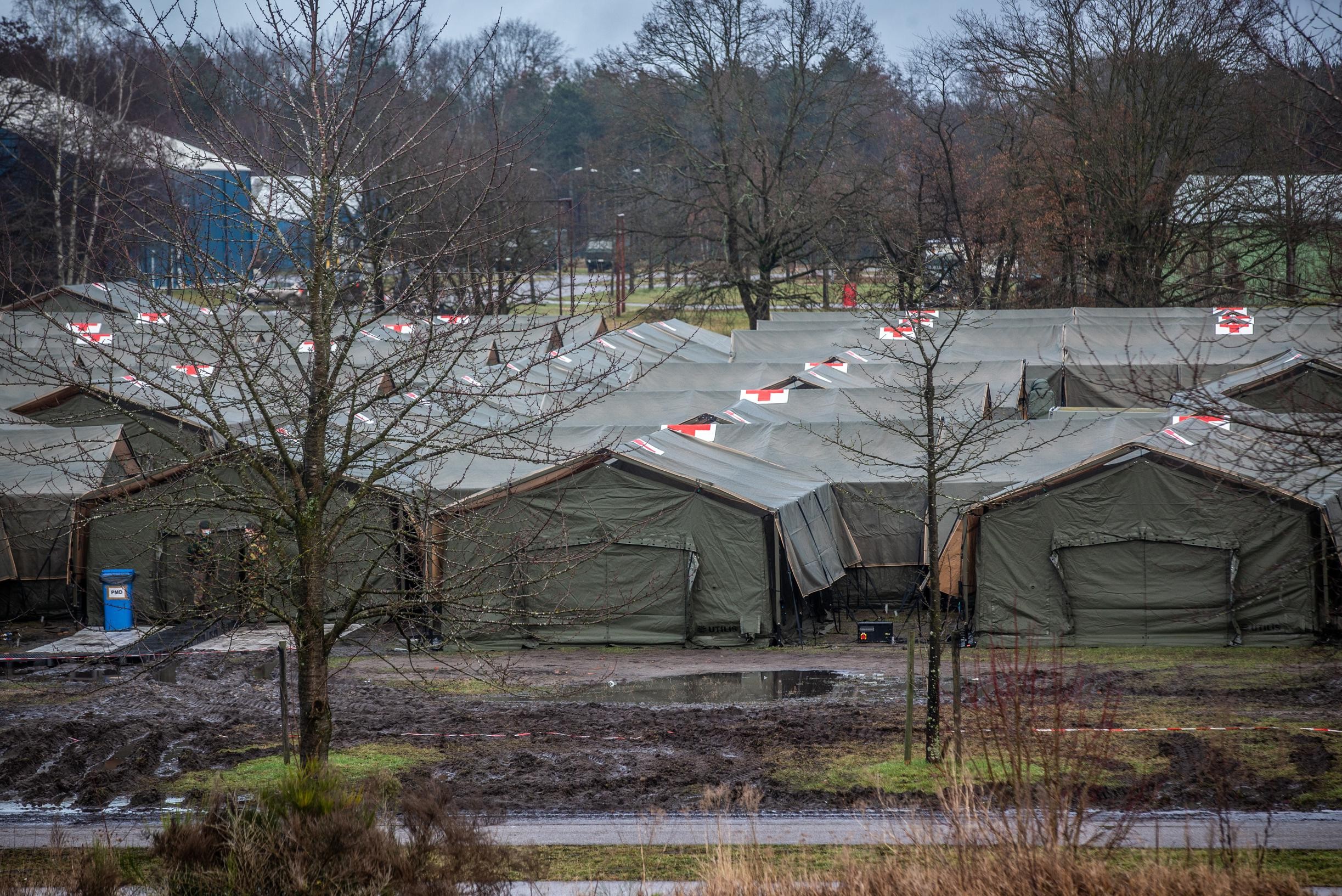 Defensie Besteedt Bewaking Van Vier Militaire Kwartieren Uit Aan ...