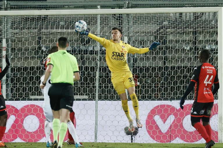 Seraing laat na degradatiezone te verlaten na doelpuntloos gelijkspel tegen Eupen