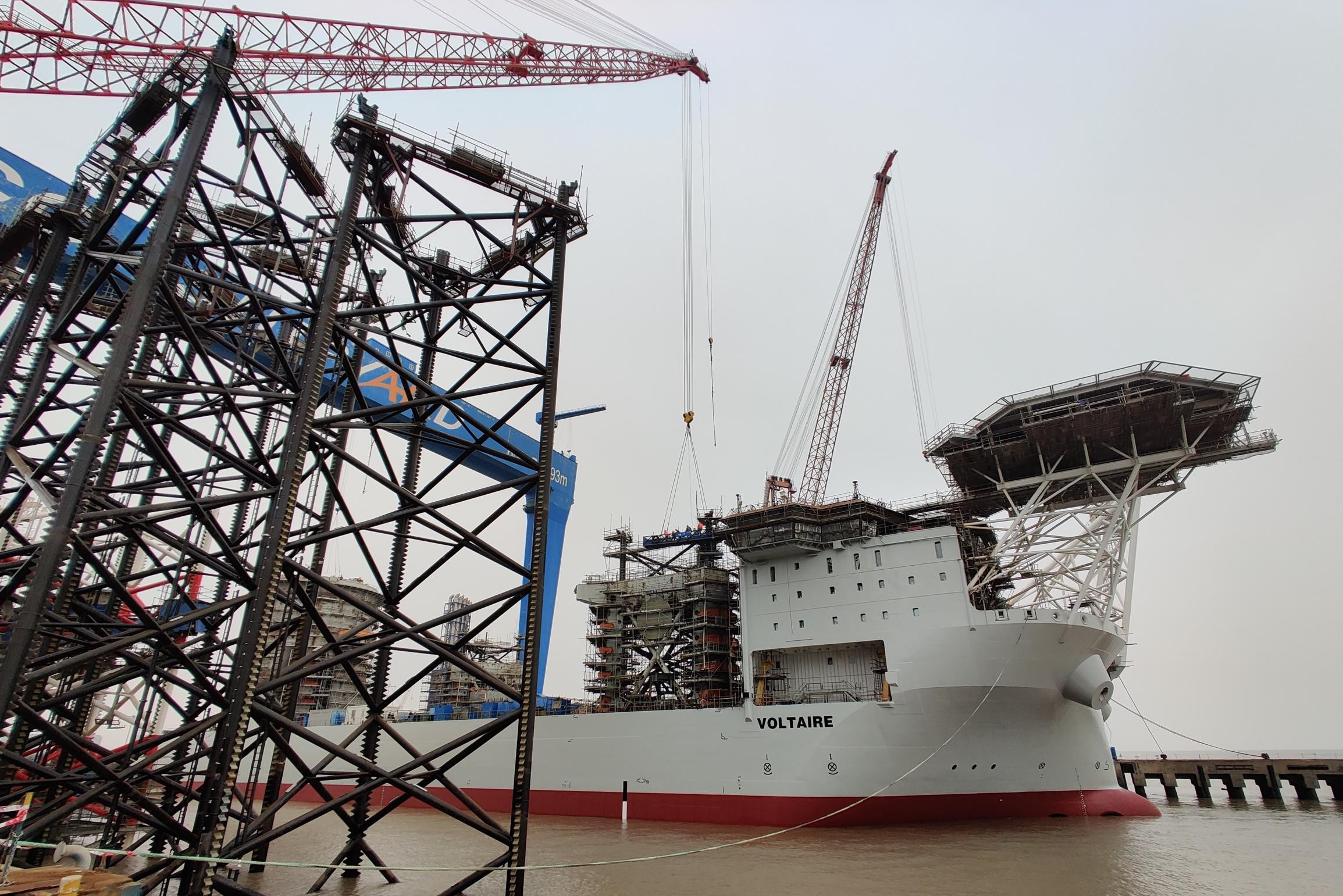 Mastodon of Jan De Nul launched for construction of wind farms at sea