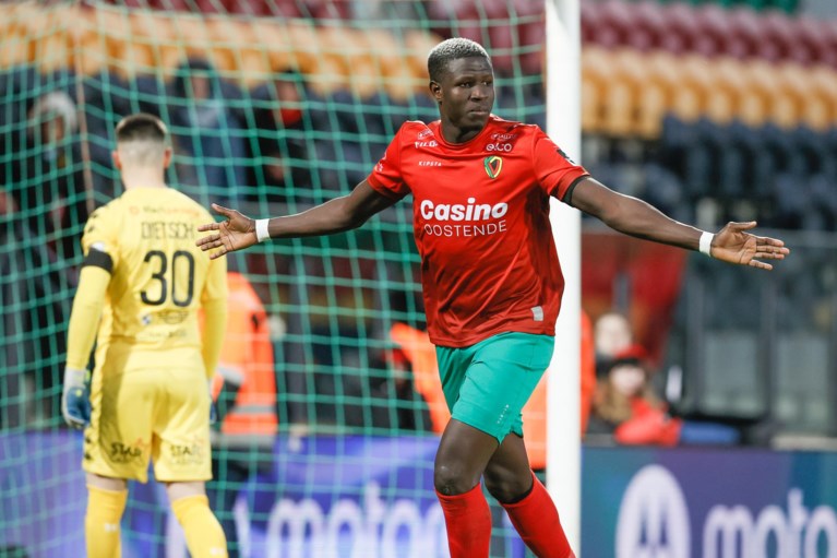 Penalty in blessuretijd veroordeelt Seraing tot voorlaatste plaats (2-2), KV Oostende, Zulte Waregem en Eupen zijn gered