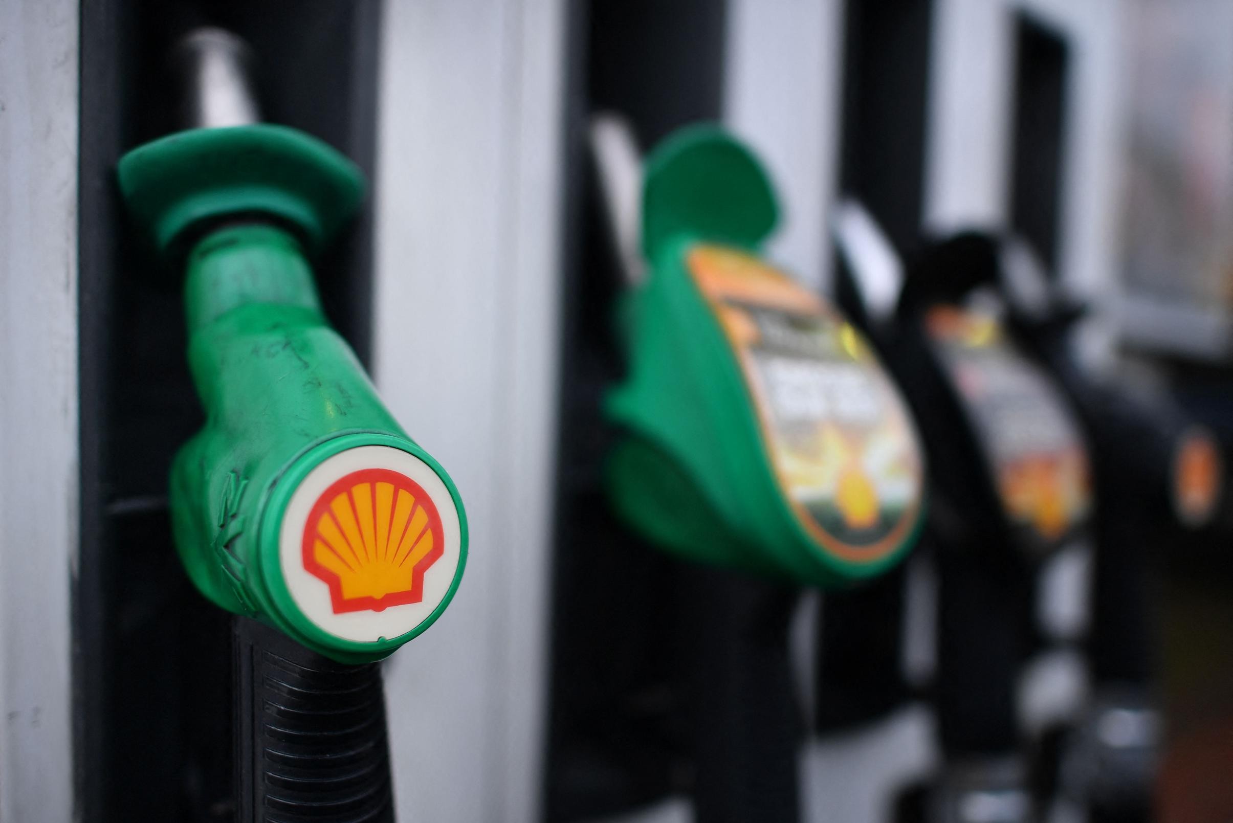 Shell writes off up to  billion on Russian assets, but expects more profit