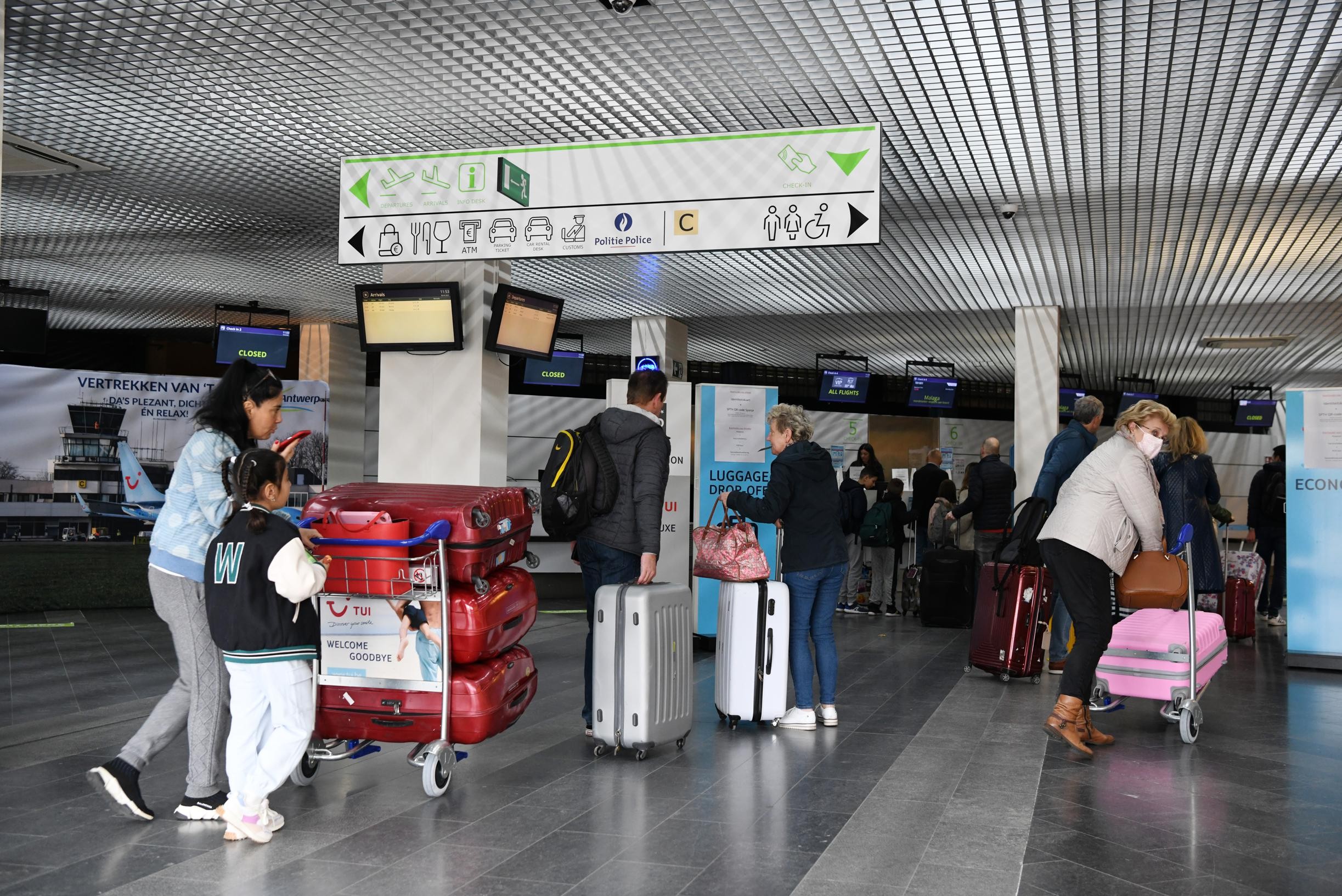 Passenger numbers are increasing at Antwerp Airport: “More and more people are starting to travel again.”