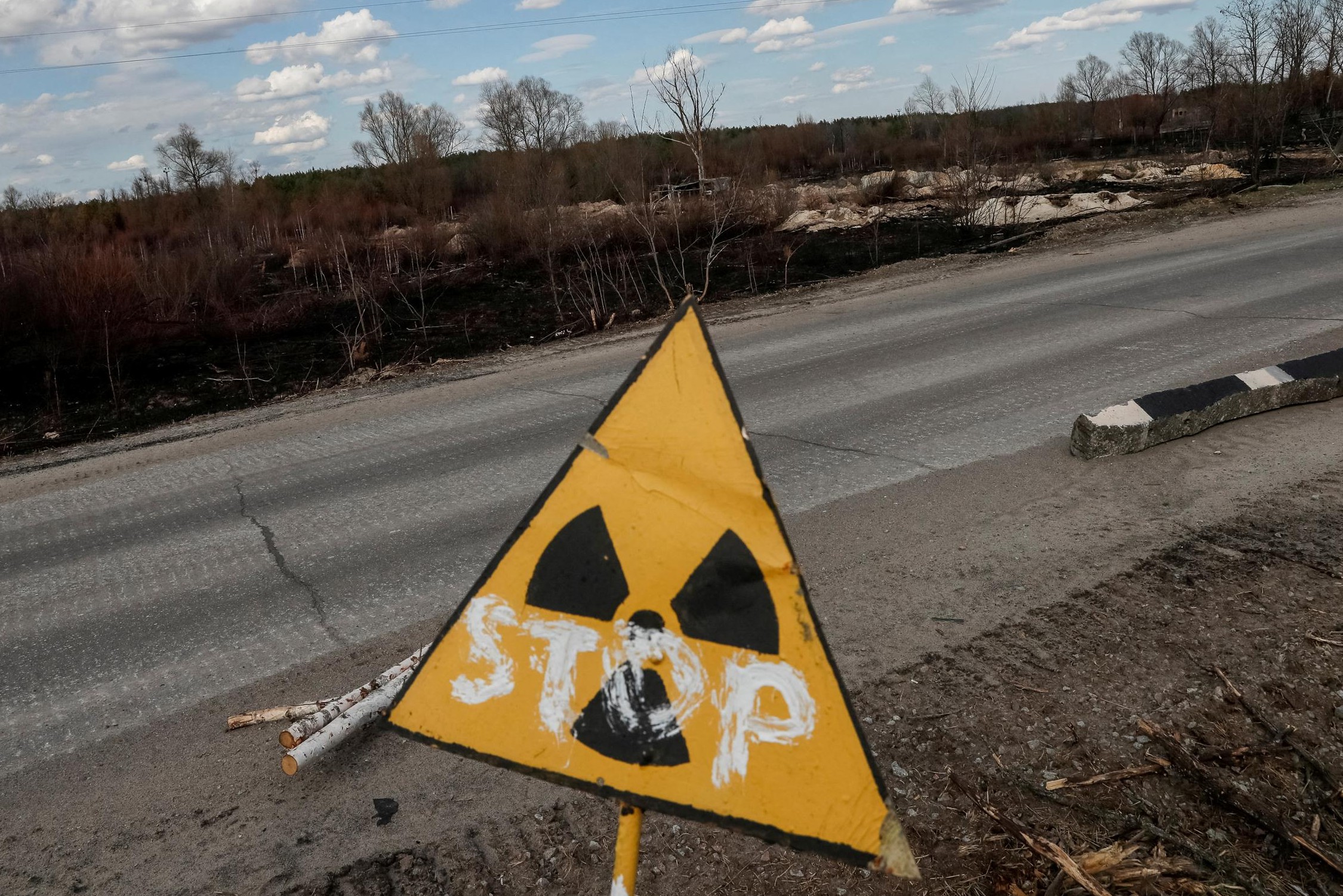 Le autorità ucraine non possono controllare la radioattività a Chernobyl: “I soldati russi risentirebbero degli effetti delle radiazioni”