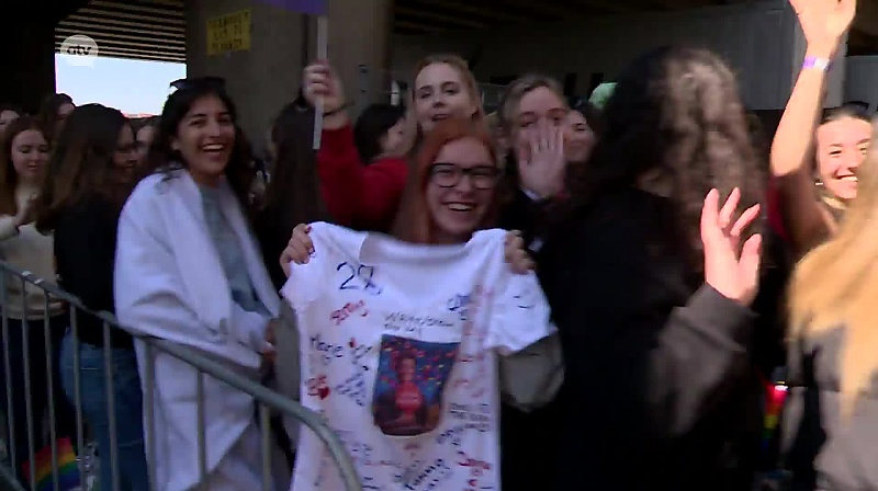 Fans have been waiting at Lotto Arena since Tuesday for Louis Tomlinson (Antwerp) performance