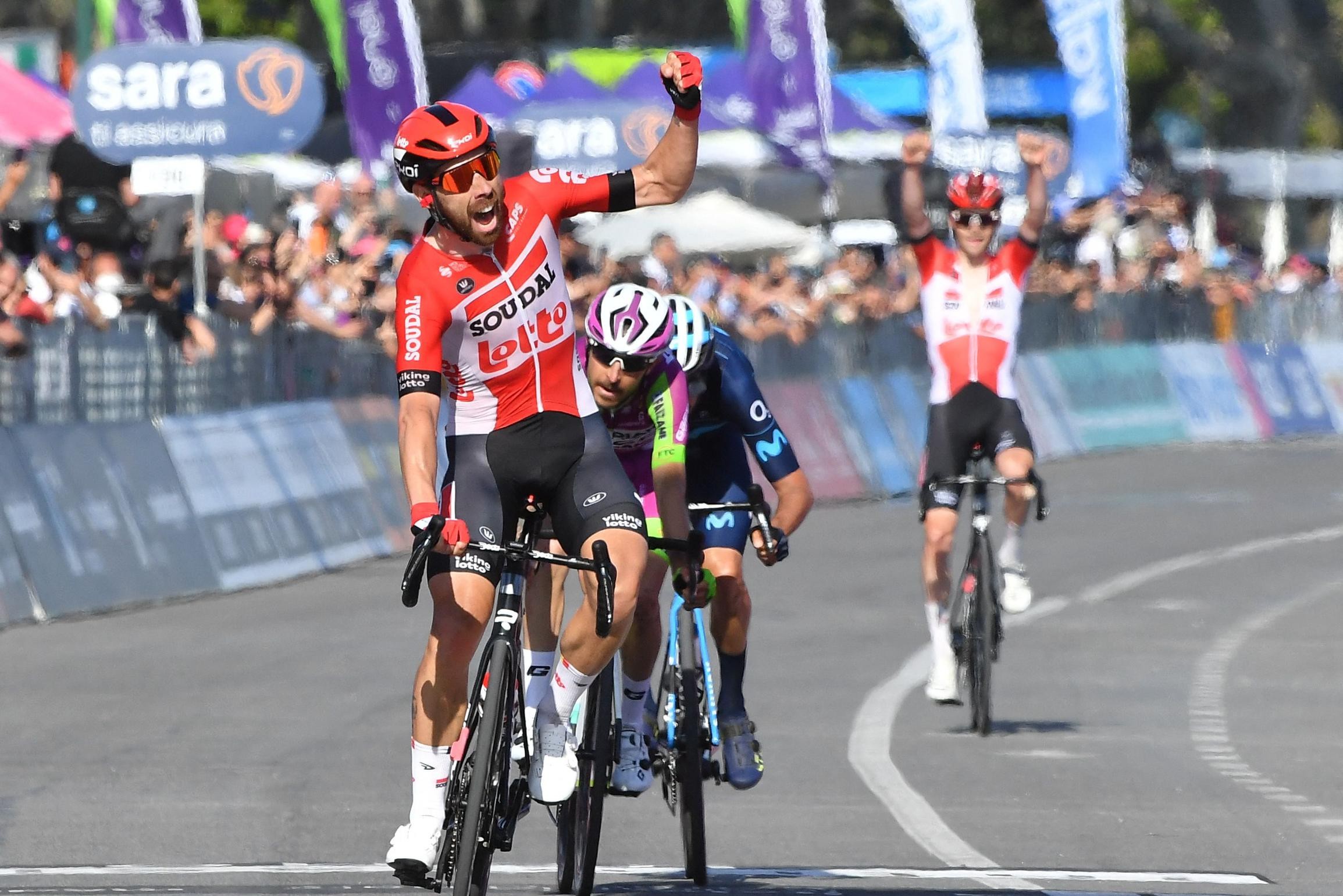 UITSLAG GIRO RIT 8. Wat een droom! Thomas De Gendt pakt tien jaar na