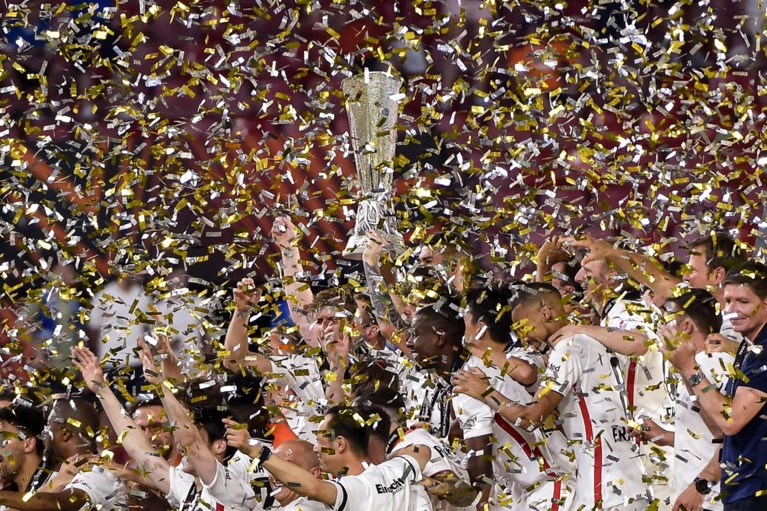 Eintracht Frankfurt wint Europa League na verlengingen en strafschoppen, Aaron Ramsey antiheld bij Rangers