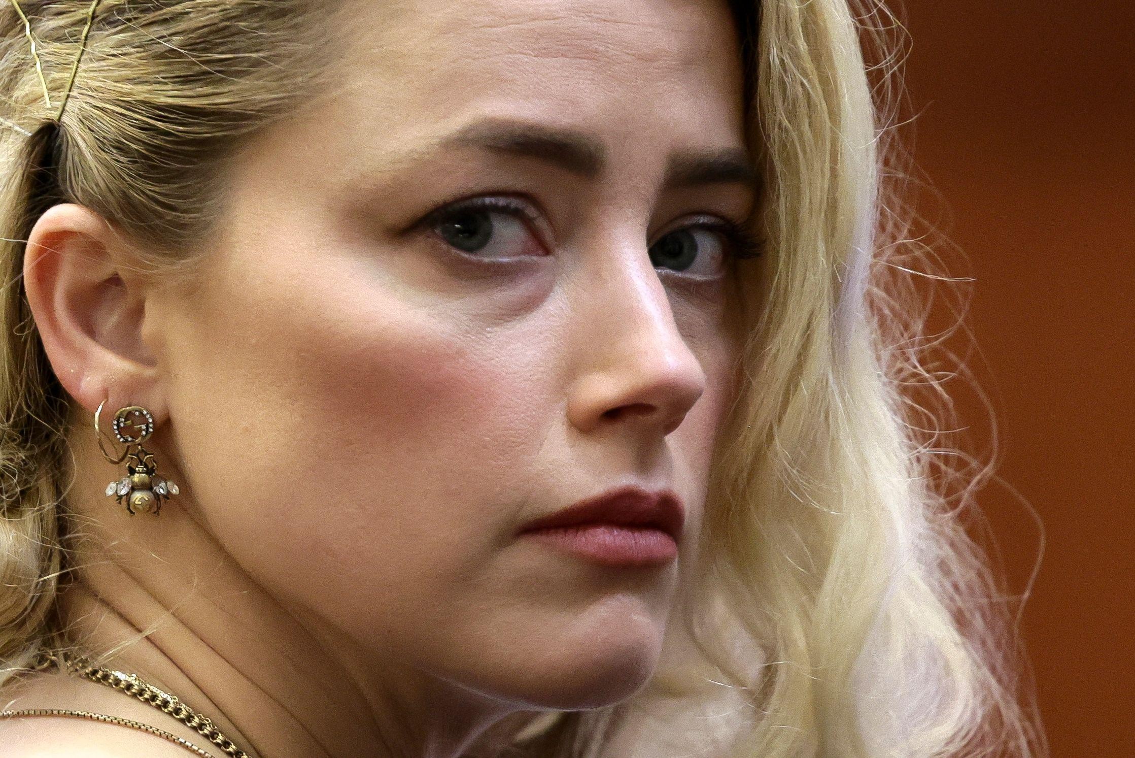 GoFundMe annulla la “raccolta fondi” per Amber Heard per pagare un risarcimento